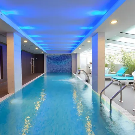 Agusta Hotel, Garden & 3* Veliko Tarnovo