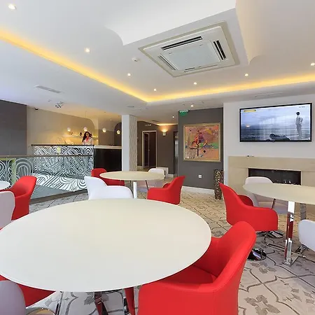 Хотел Agusta Hotel, Garden & 3*