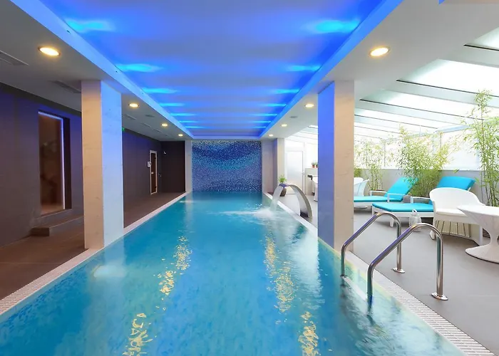 Agusta Hotel, Garden & 3* Veliko Tarnovo