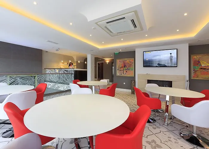 Hotel Agusta Hotel, Garden & 3*